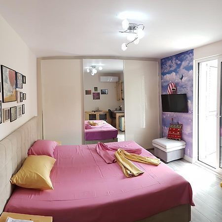 Absolute Blloku Apartment Tirana Exterior photo