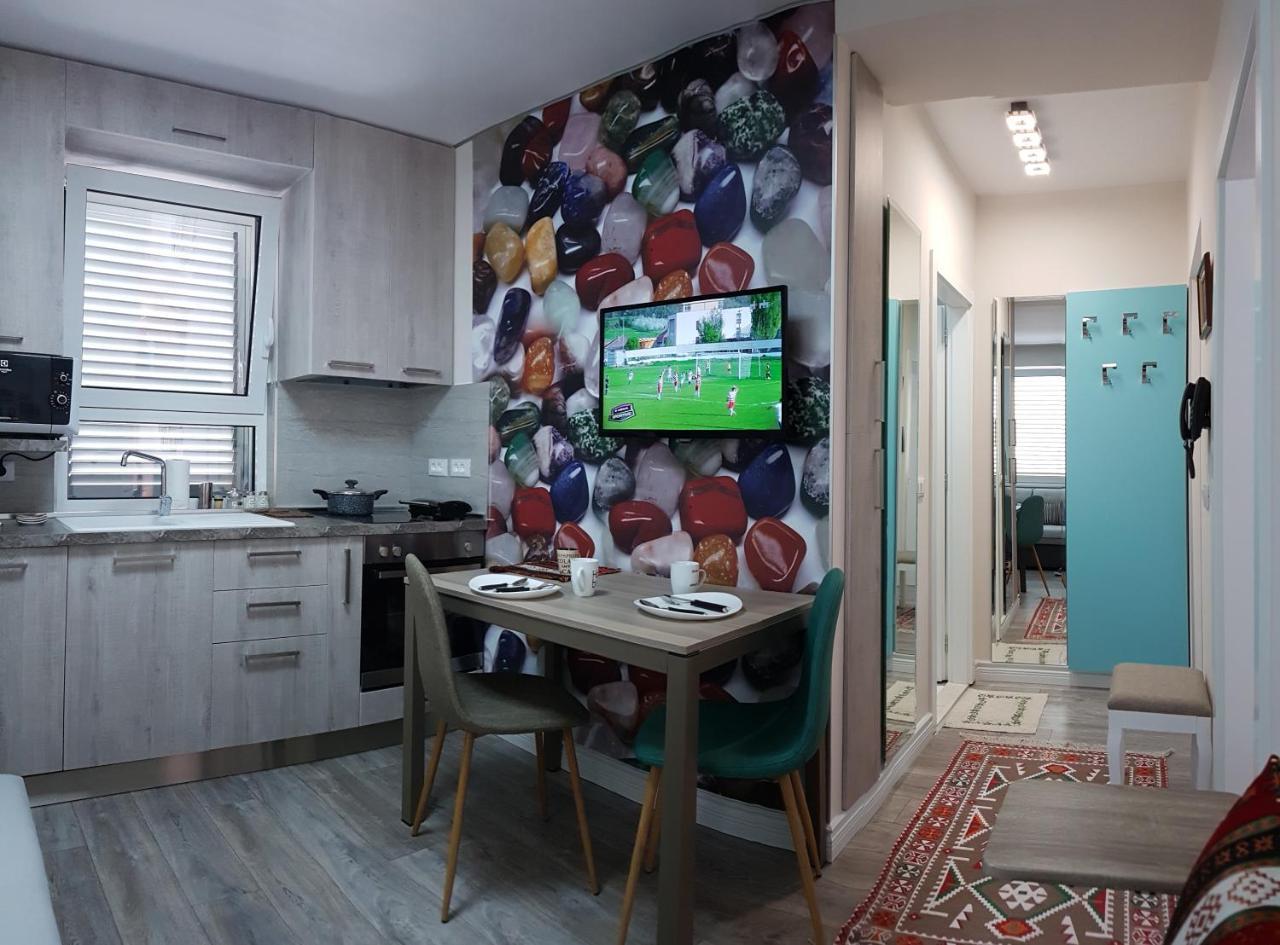 Absolute Blloku Apartment Tirana Exterior photo